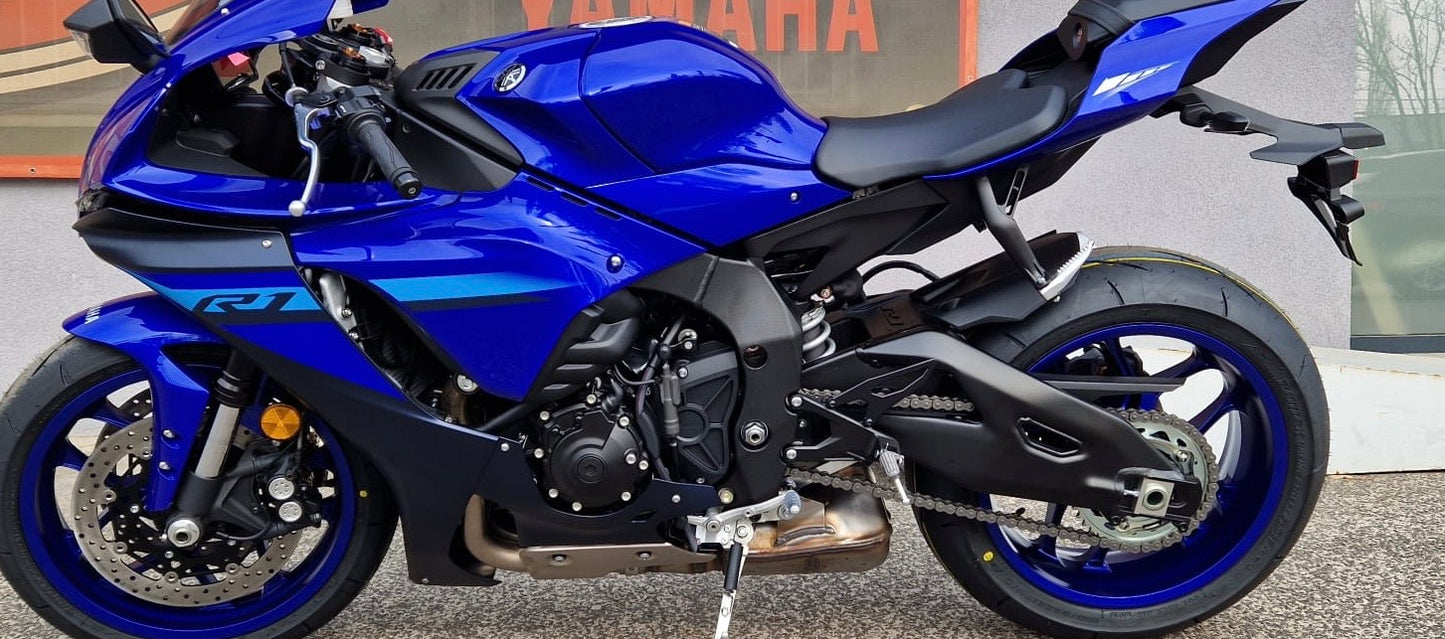 Yamaha R1