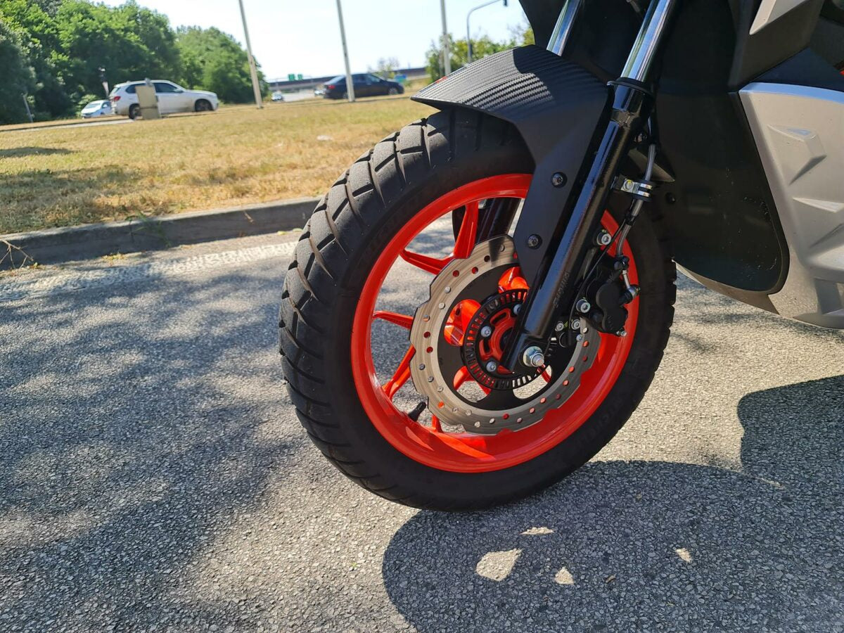 APRILIA SR GT 125 SPORT ABS