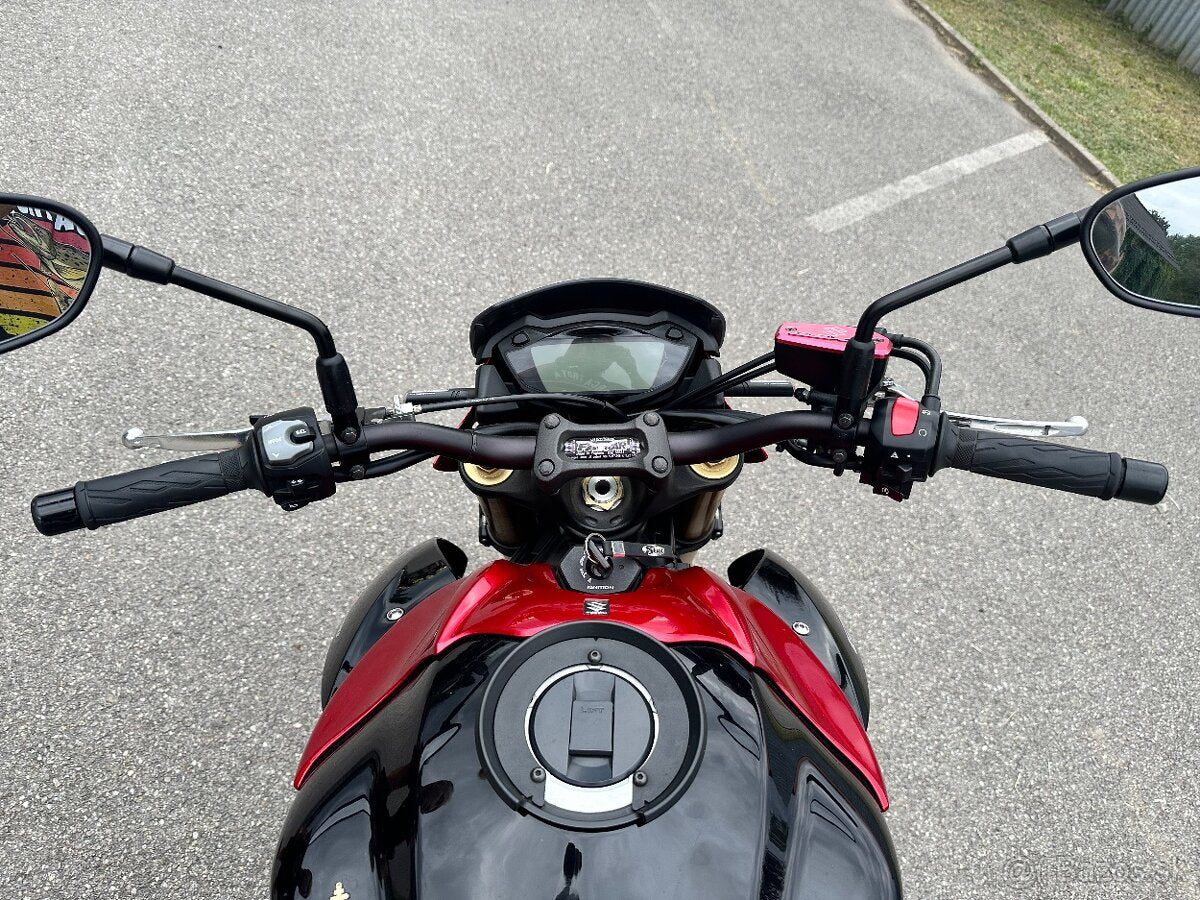 Suzuki gsxs 1000