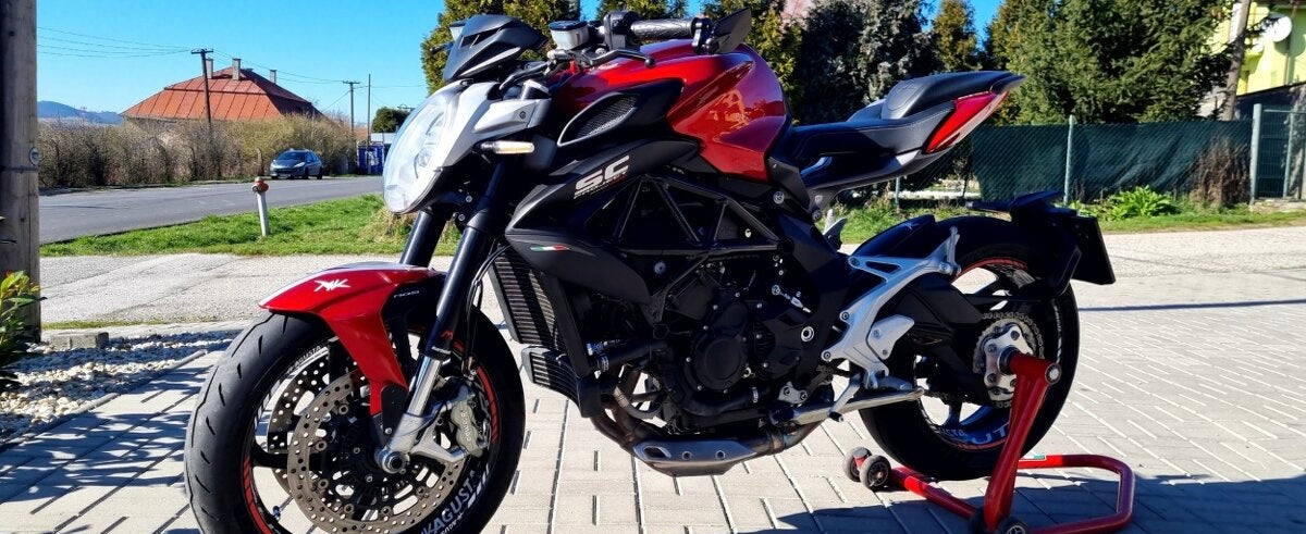 MV Agusta Brutale 800