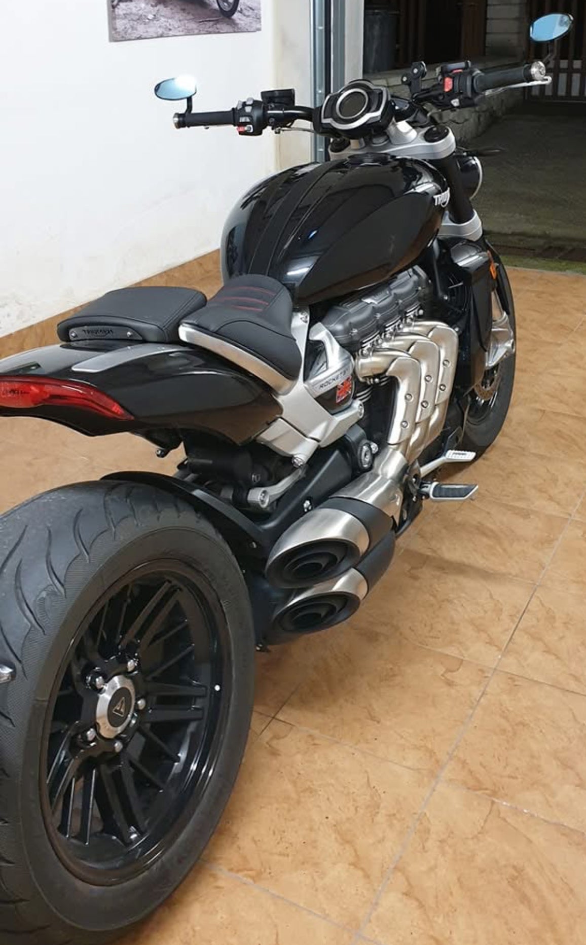 Triumph Rocket 3R