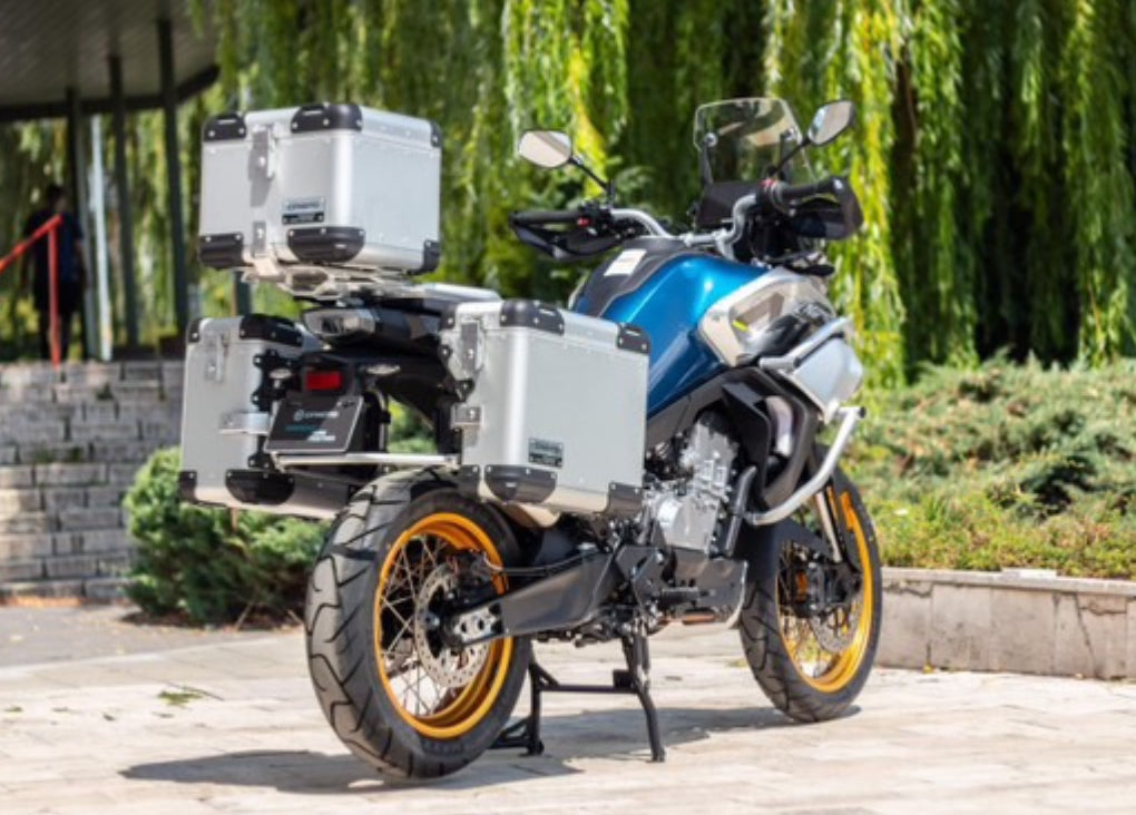 CFmoto mt 800
