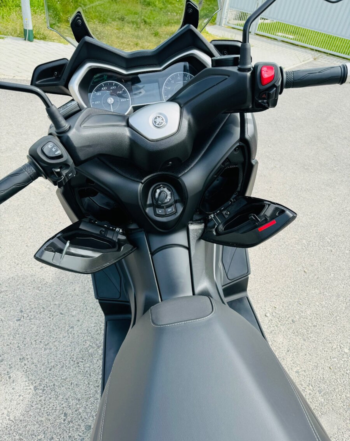 Yamaha Xmax 300