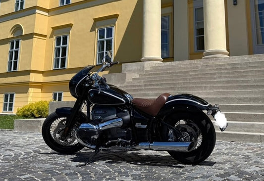 BMW R18