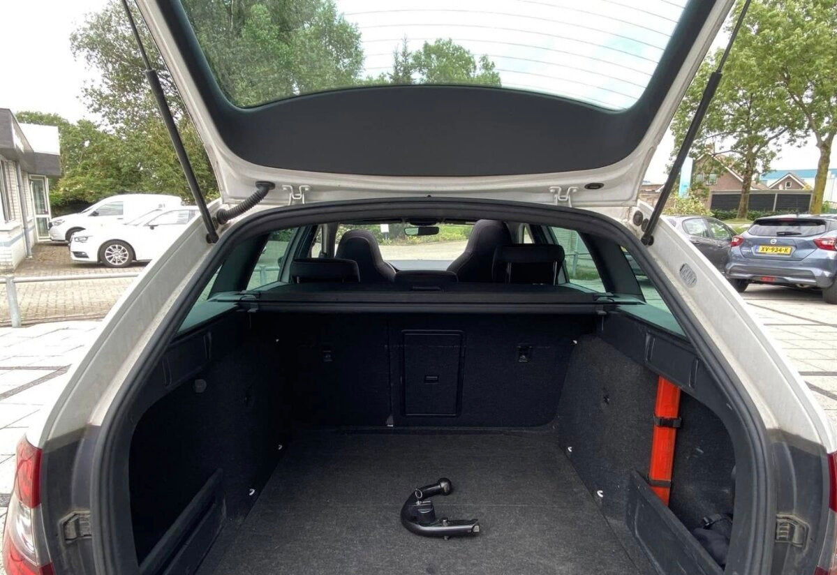 Škoda Octavia Combi 1.6 TDi,115k,Sportline DSG,85kW,A7,5d.
