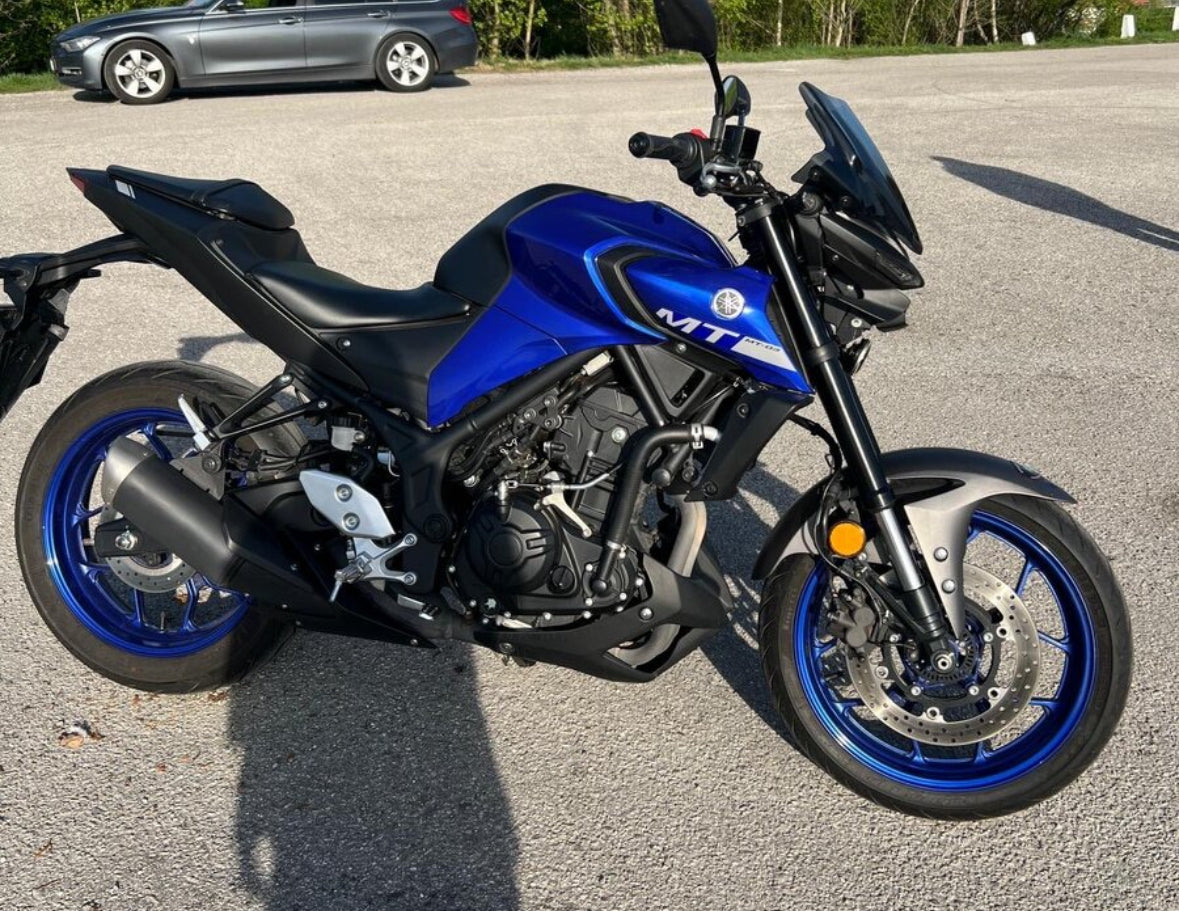 YAMAHA MT 03