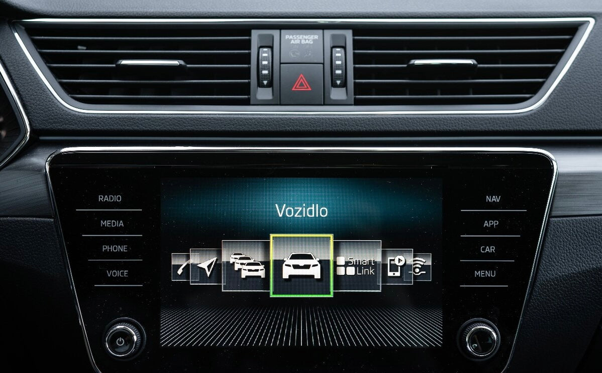 ŠKODA SUPERB COMBI TDI 140KW VIRTUAL COCPIT