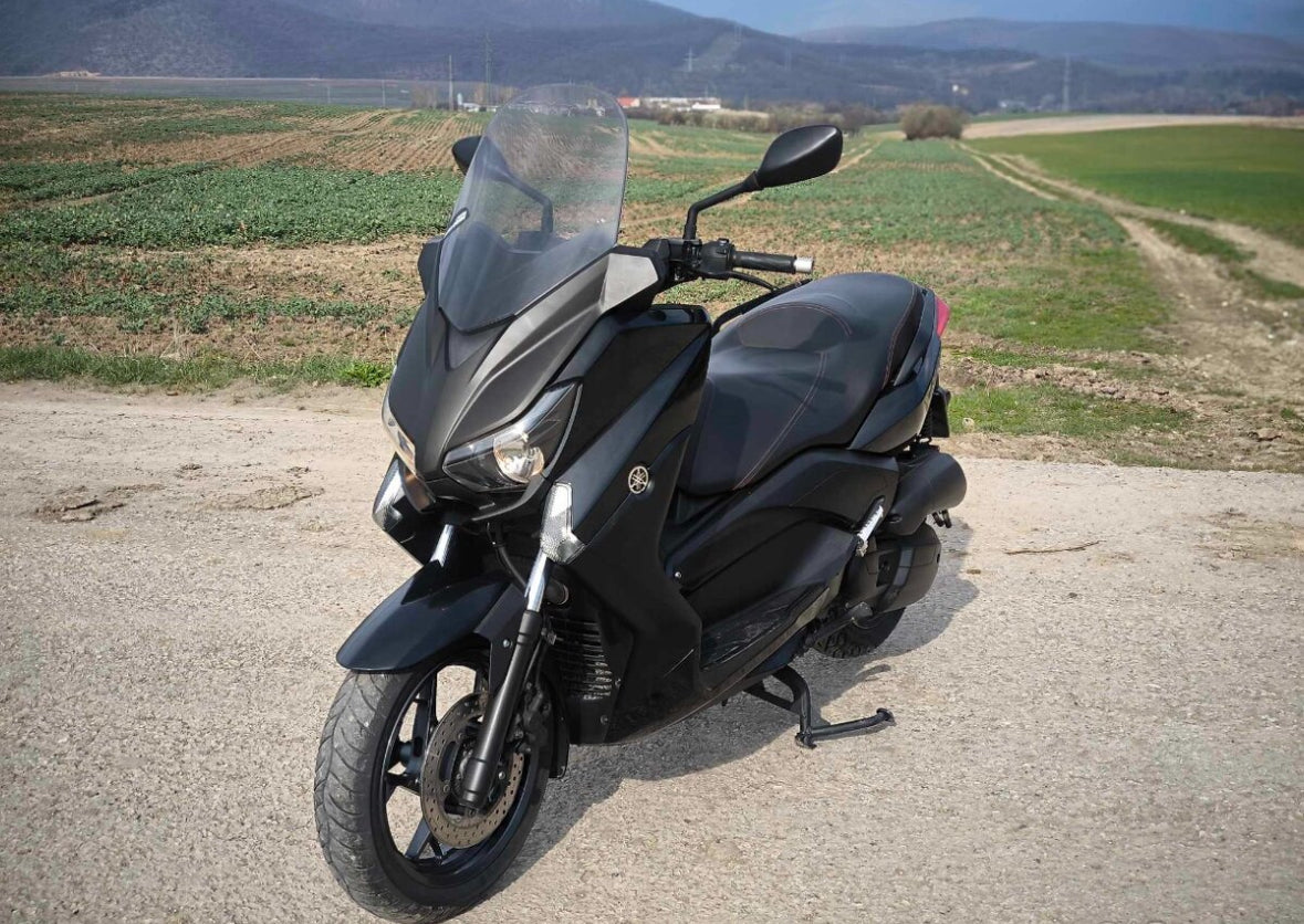 Yamaha x-max 125