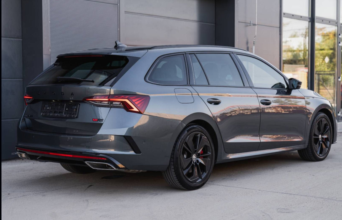 Škoda Octavia Combi 2.0 TSI RS DSG