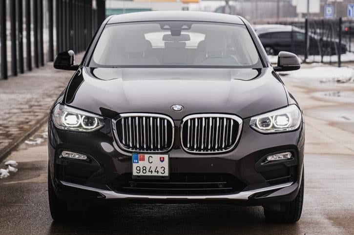 BMW X4 xDrive30d xLine možný odpočet DPH
