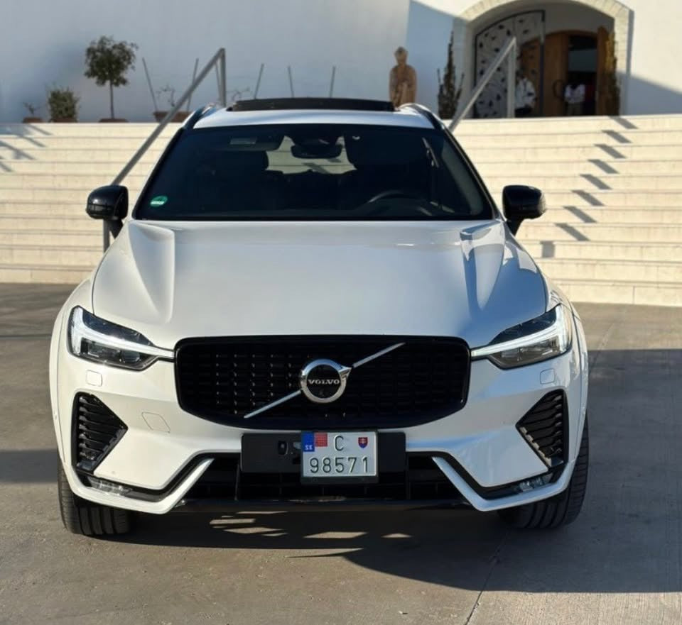 Volvo XC60 B5 R-Design