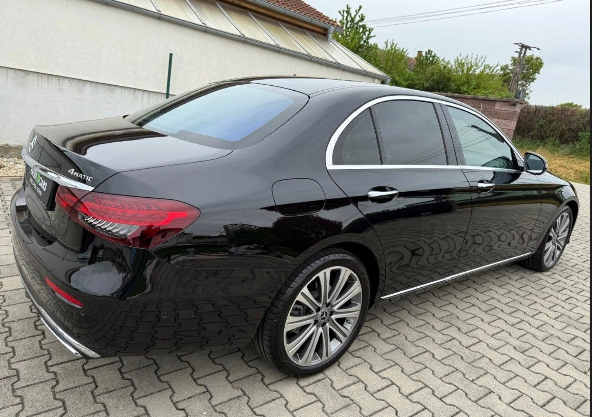 Mercedes-Benz E trieda Sedan 220 d EXCLUSIVE mHEV 4MATIC
