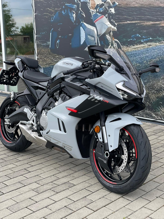 CFmoto 676SR-R