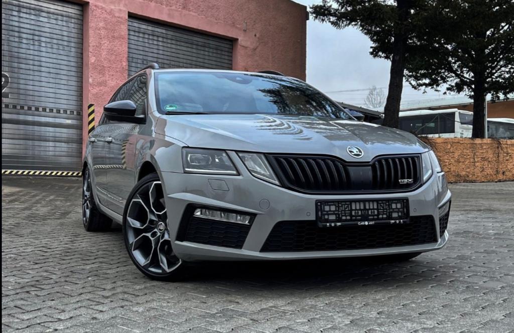 Škoda Octavia Combi 2.0 TSI RS DSG