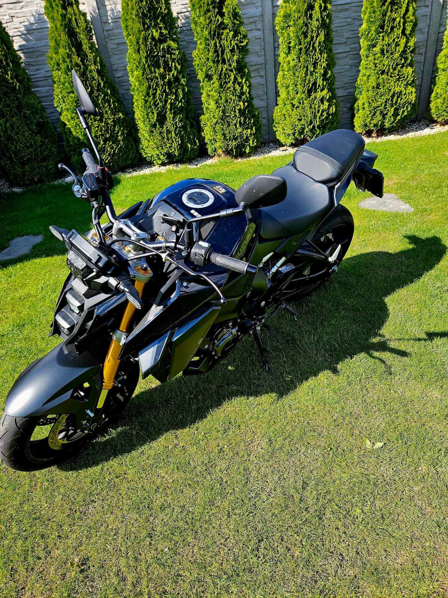 SUZUKI GSX-1000S