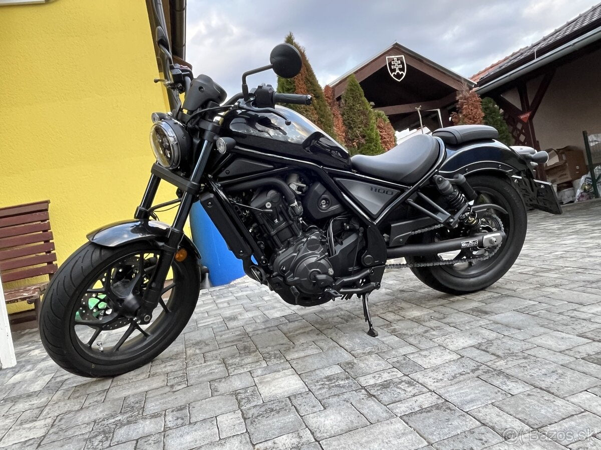 Honda rebel 1100