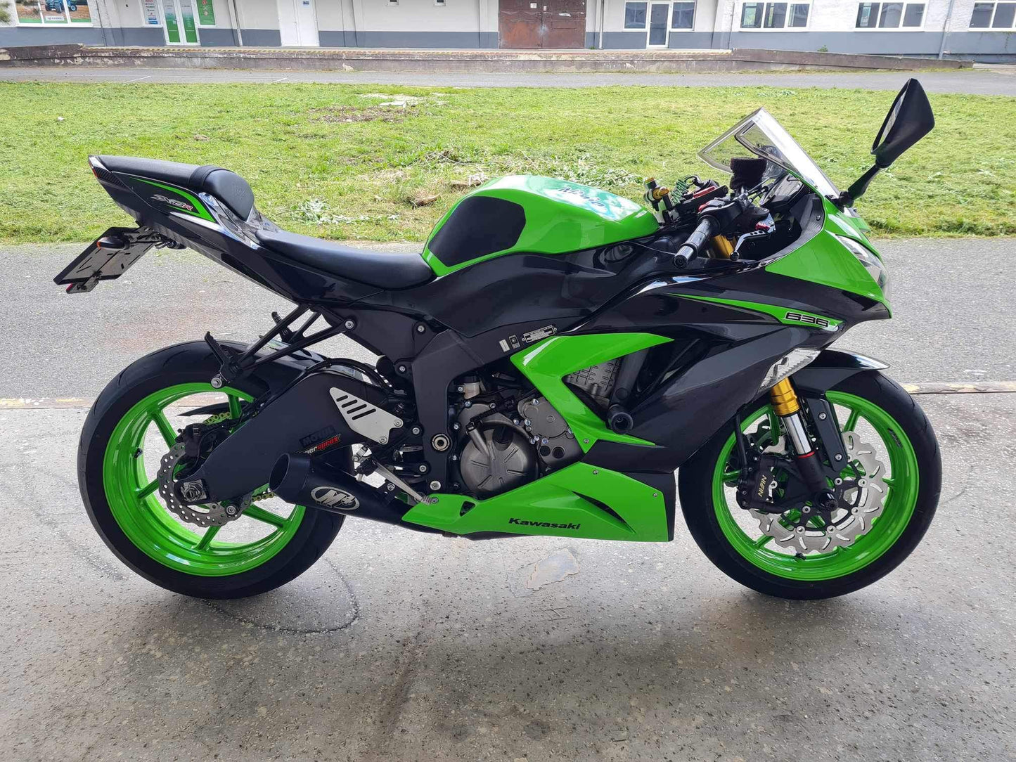 Kawasaki zx6r ninja 636 KTRC