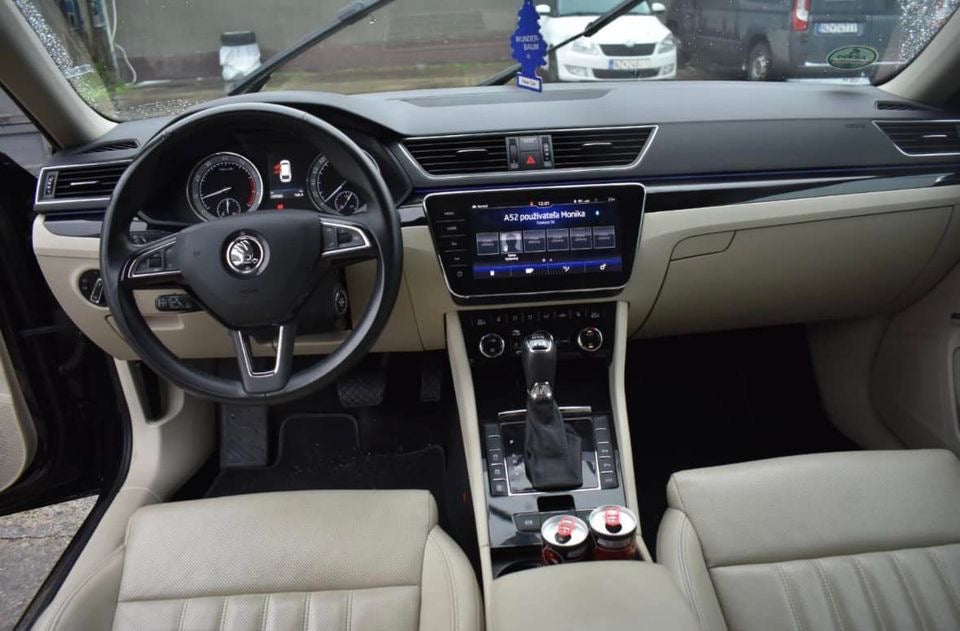 Škoda Superb Combi 2.0 TSI 4x4 L&K DSG