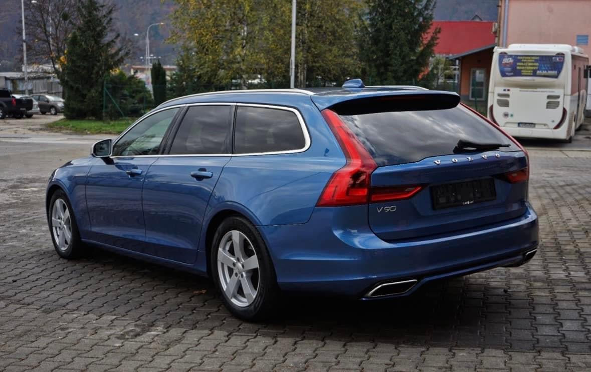 Volvo V90  D4 2.0L R-Design A/T