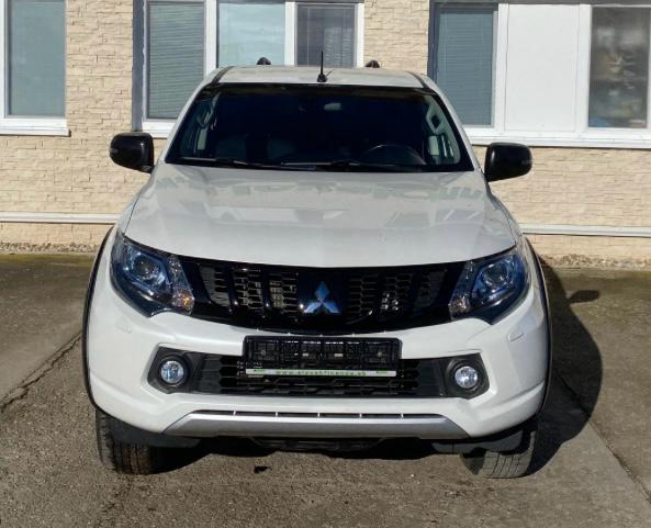 🤍 MITSUBISHI L200 2.4 4x4 automat