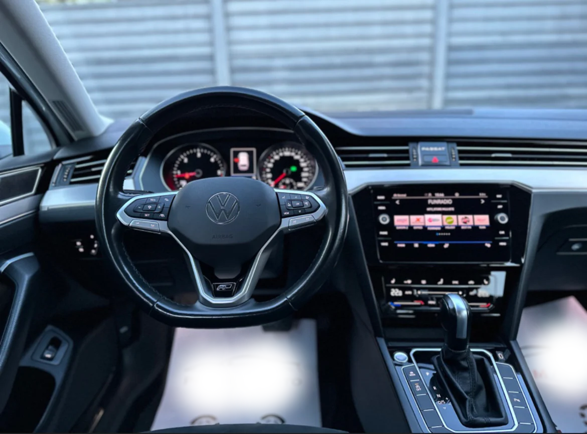 Volkswagen Passat Variant 2.0 TDI R-Line 4MOTION DSG