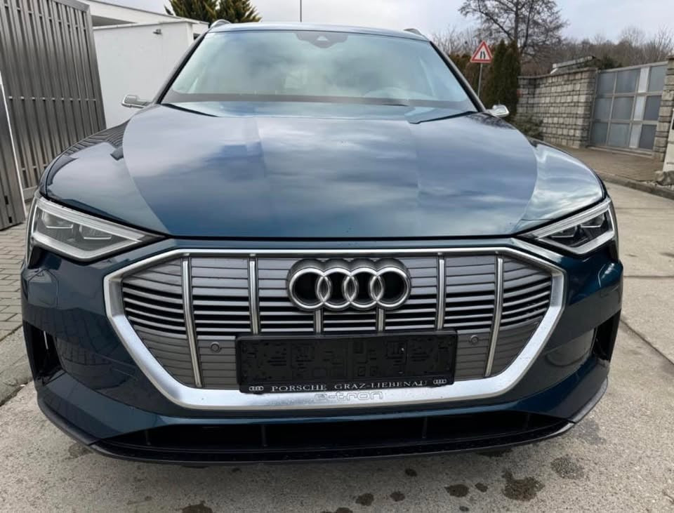 Audi E-tron 50 quattro S line