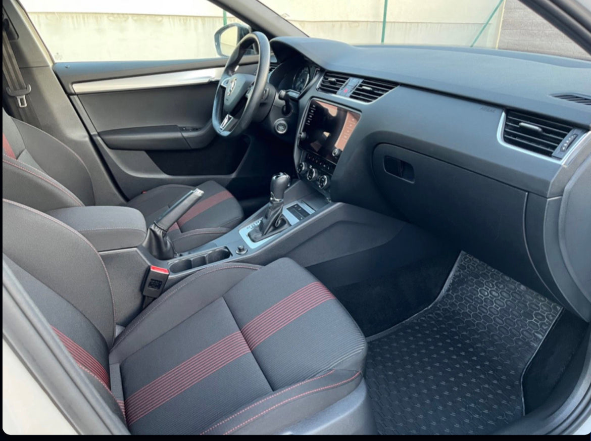 Škoda Octavia Combi 2,0TDI SPORT EDITION DSG,110kW,A7,5dv.