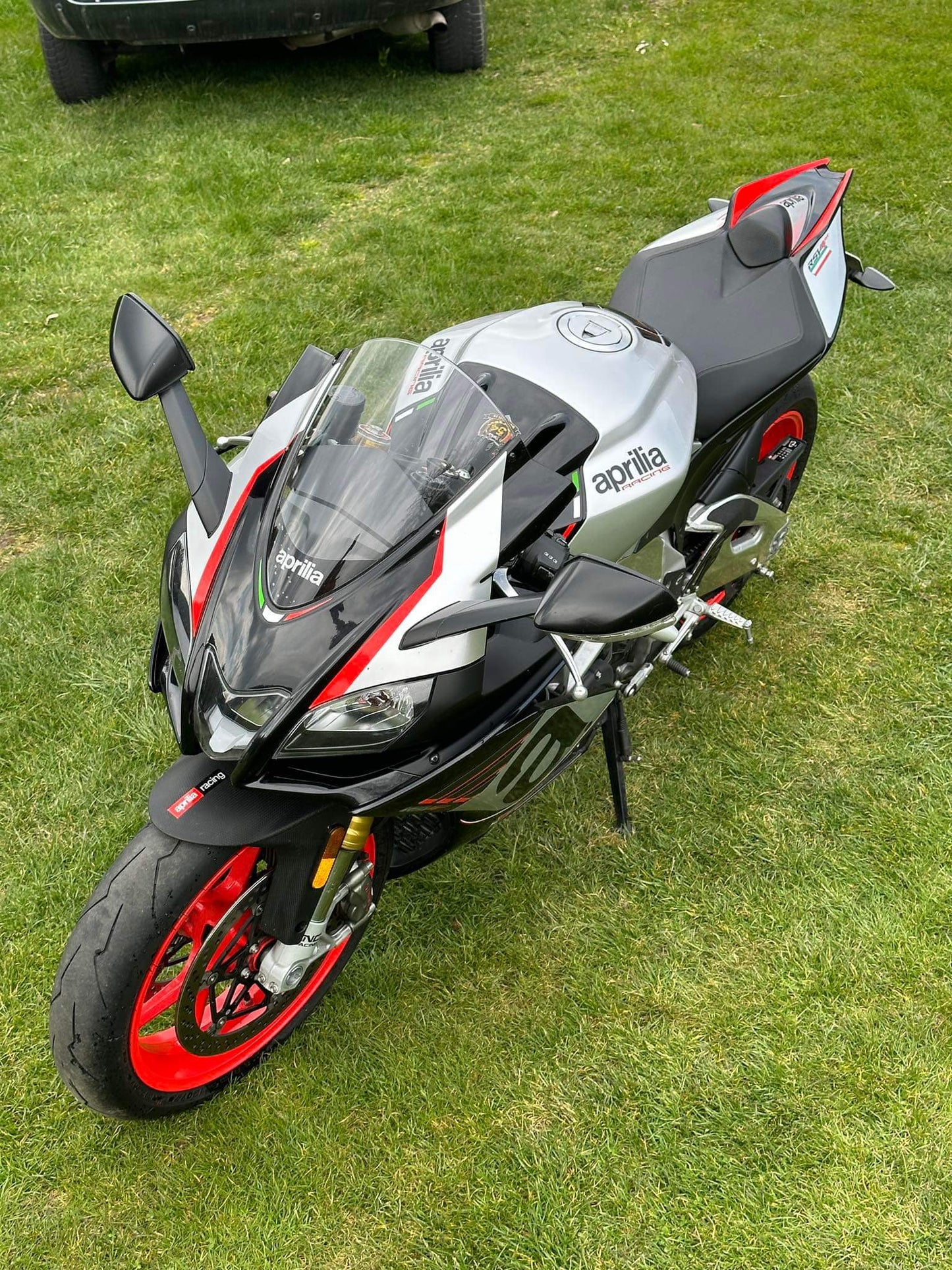 Aprilia RSV4