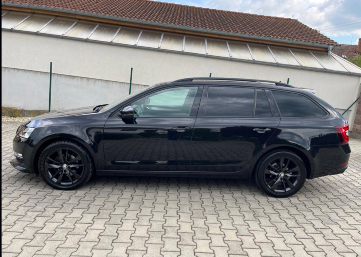 Škoda Octavia Combi 2,0TDI SPORT EDITION DSG,110kW,A7,5dv.