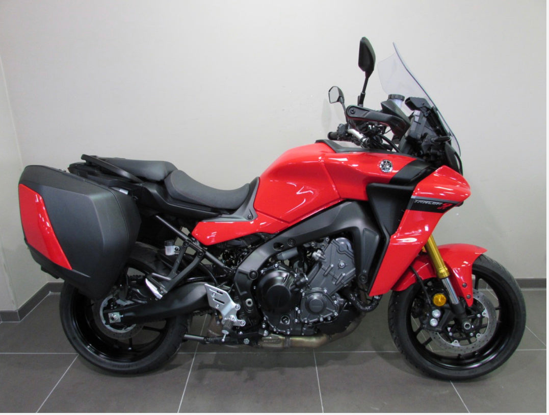 YAMAHA TRACER 9 GT MIDNIGHT BLACK