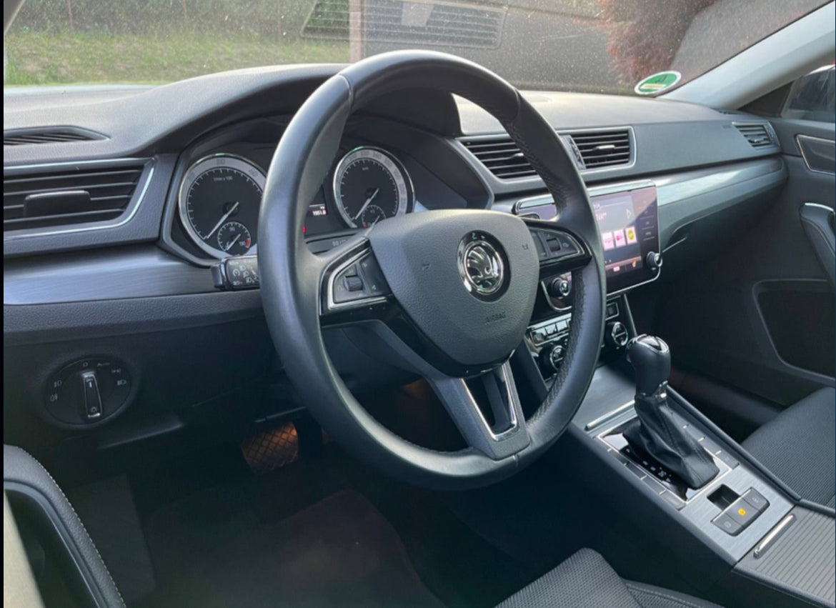 Škoda Superb Combi 2.0 TDI SCR Style DSG